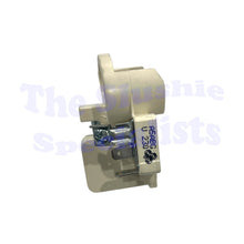 Load image into Gallery viewer, Compressor Relay EMT36HLP 220/50
