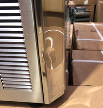 Load image into Gallery viewer, Promek VL Cold Drink Dispenser 2 x 12L (VL-223) with DENT SN#145
